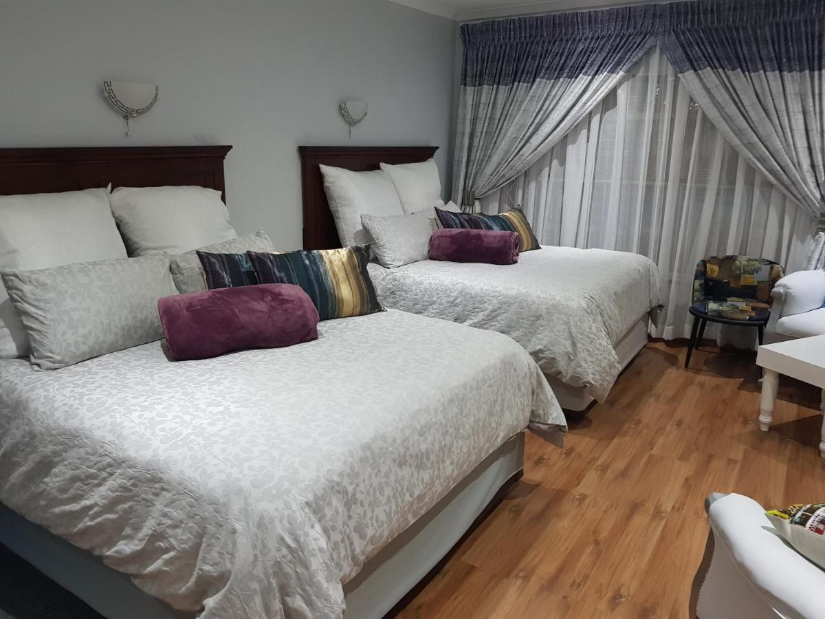 Good 2 Go Guest House Benoni Exterior photo